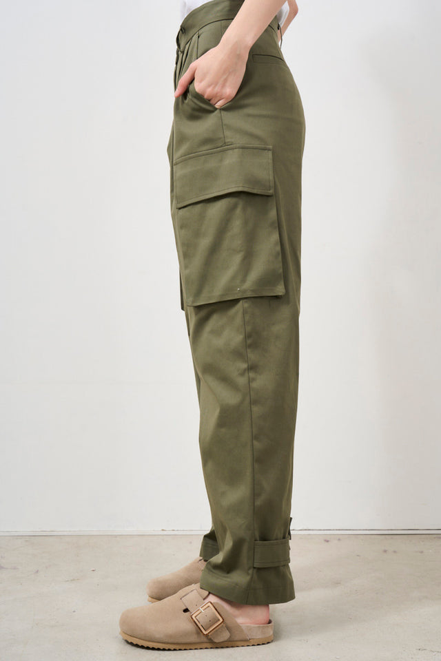Women's cargo trousers with straps on the military green bottom