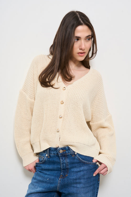 Cardigan donna beige con bottoni in metallo - 2