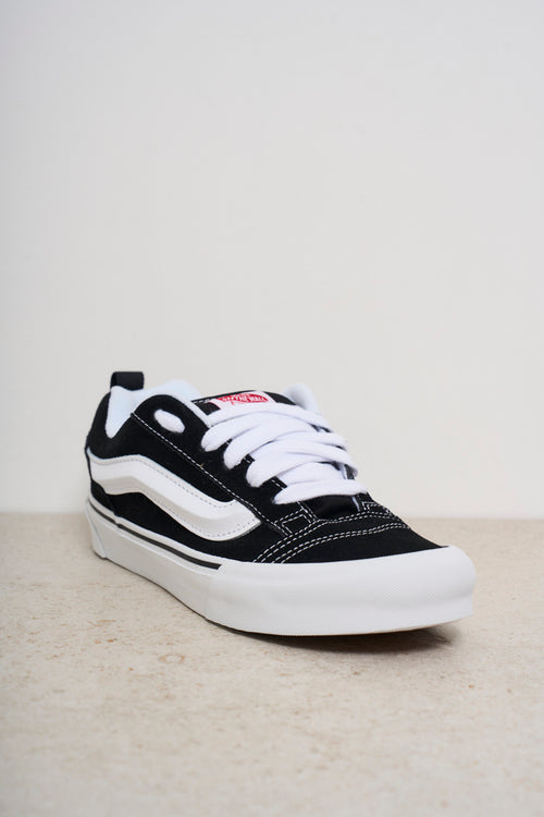 Sneakers donna Knu Skool nera - 2