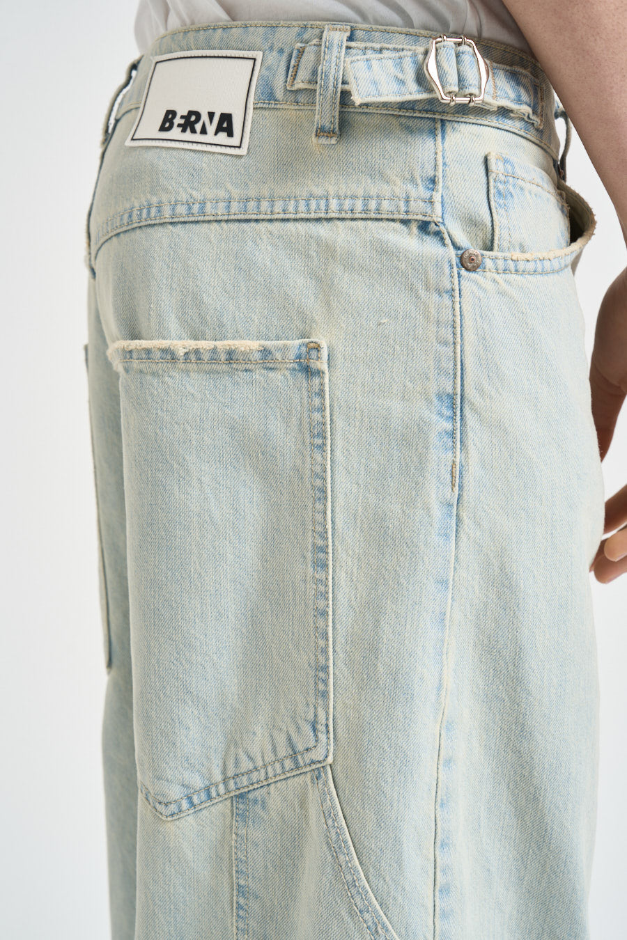 Jeans uomo ampio in denim chiaro 261201 30 BERNA 