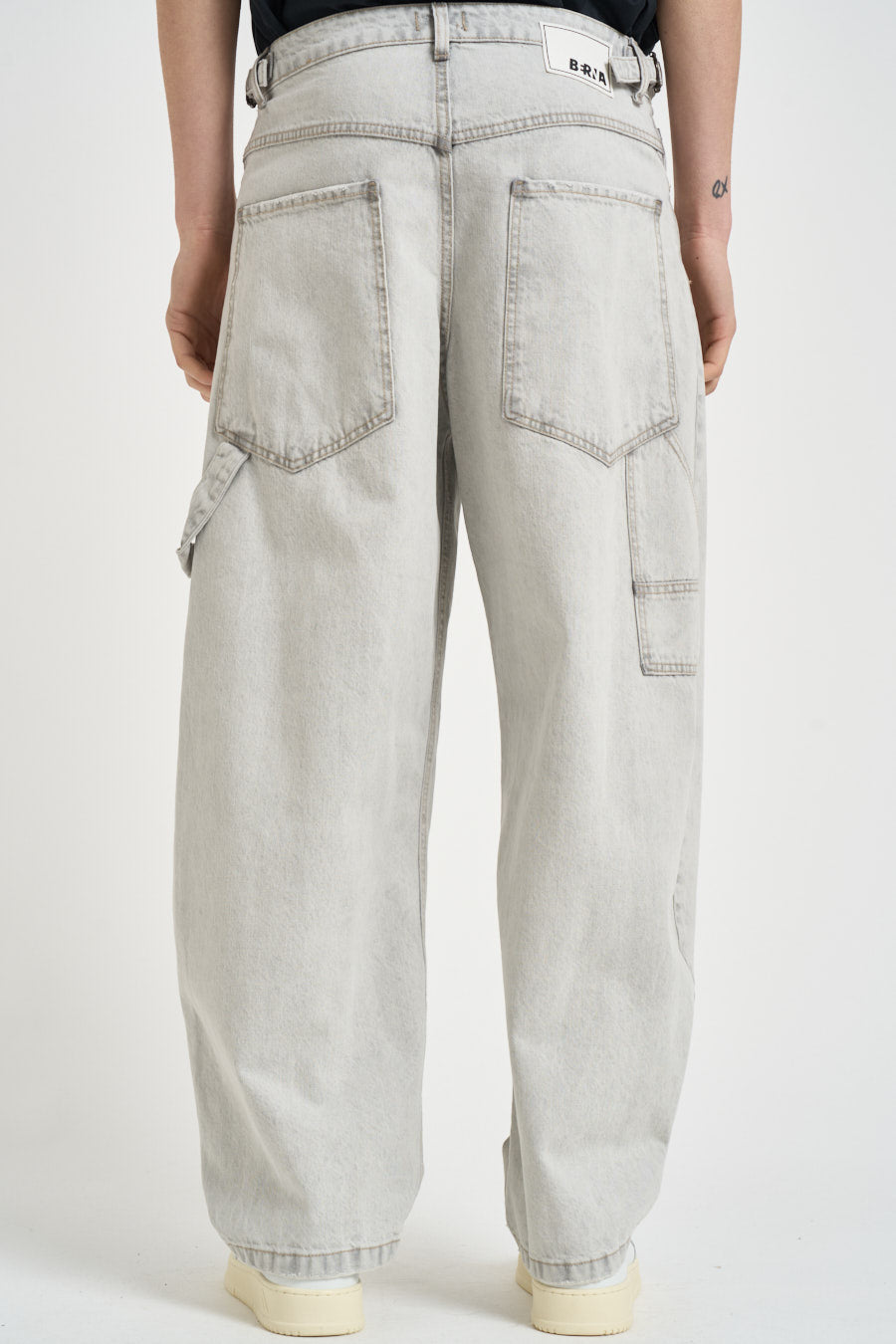 Jeans uomo baggy in denim grigio chiaro 261202 30 BERNA 