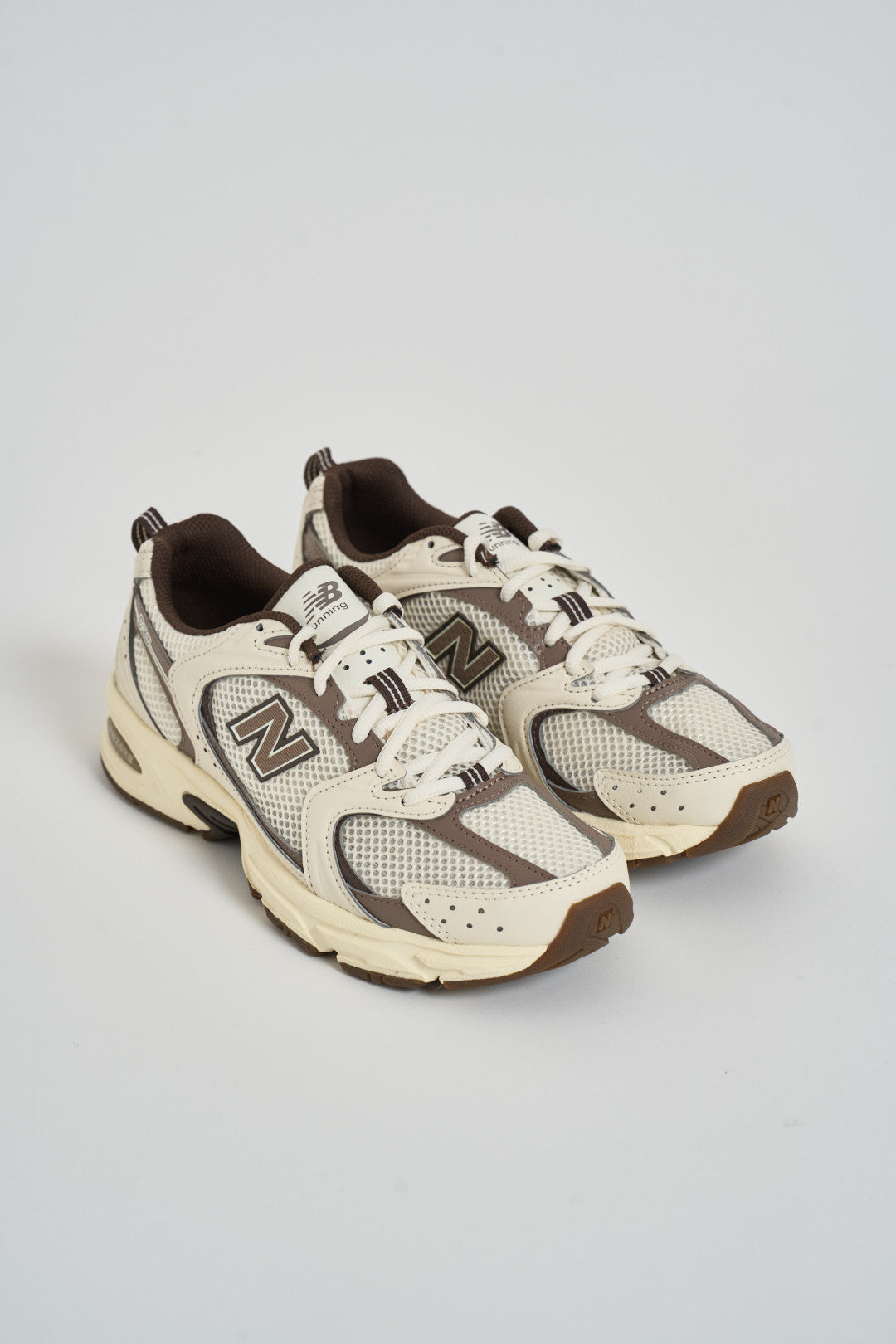 Sneakers donna 530 marrone e avorio MR530 ASM NEW BALANCE 