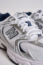Sneakers uomo 530 bianca e blu MR530U SG NEW BALANCE 