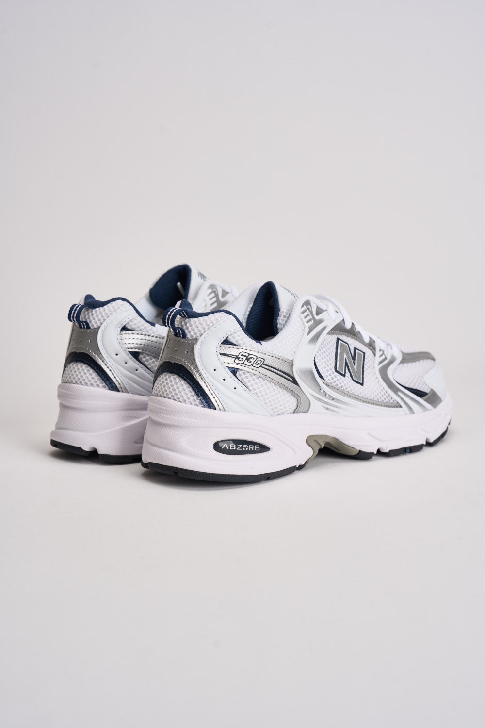 Sneakers uomo 530 bianca e blu MR530U SG NEW BALANCE 