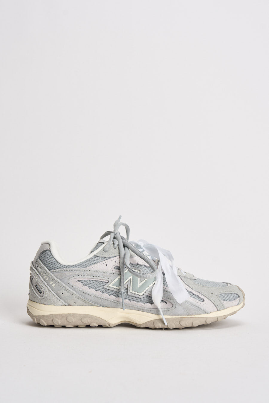 Sneakers donna 204L in suede grigia U204 L5AV NEW BALANCE 