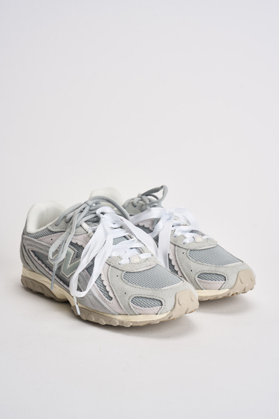 Sneakers donna 204L in suede grigia U204 L5AV NEW BALANCE 