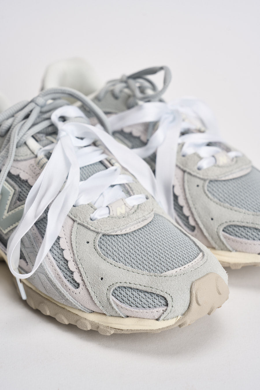 Sneakers donna 204L in suede grigia U204 L5AV NEW BALANCE 