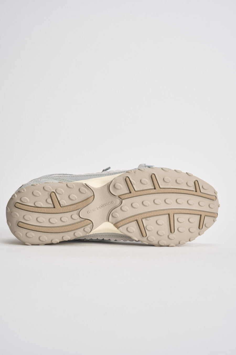 Sneakers donna 204L in suede grigia U204 L5AV NEW BALANCE 