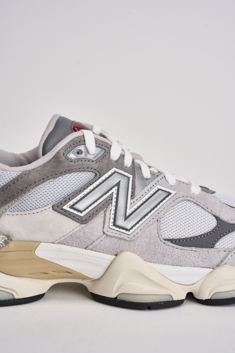 Sneakers uomo 9060 bianche e grigie U9060U GRY NEW BALANCE 