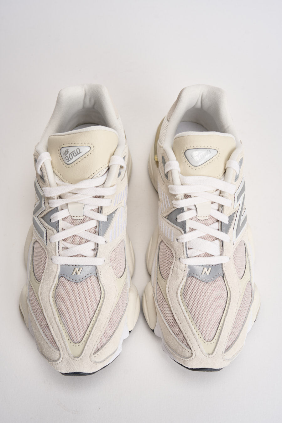Sneakers uomo 9060 bianche e beige U9060U WHT NEW BALANCE 