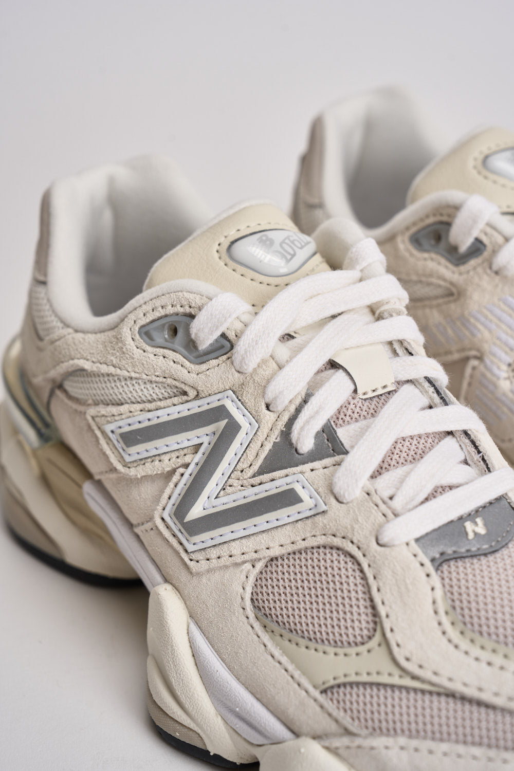 Sneakers donna 9060 panna e bianca U9060 WHT NEW BALANCE 