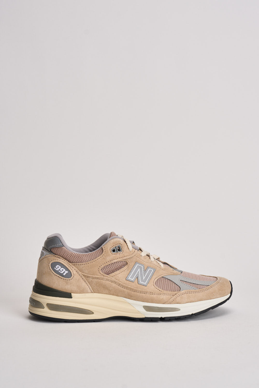 Sneakers uomo Made in UK 991v2 beige U991 BE2 NEW BALANCE 