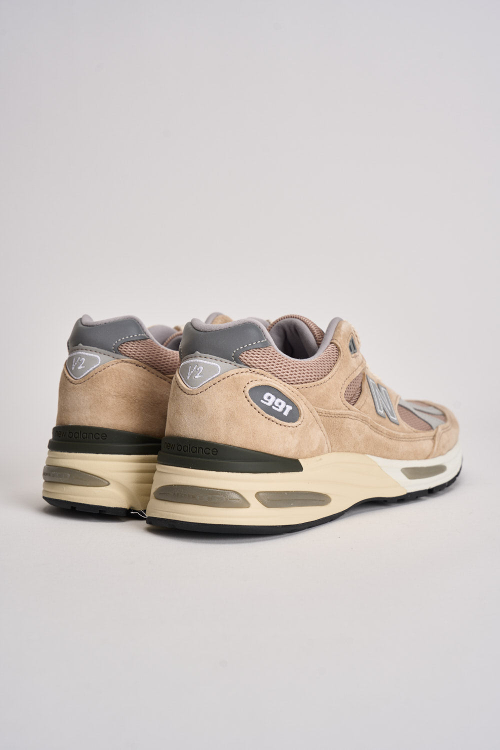 Sneakers uomo Made in UK 991v2 beige U991 BE2 NEW BALANCE 