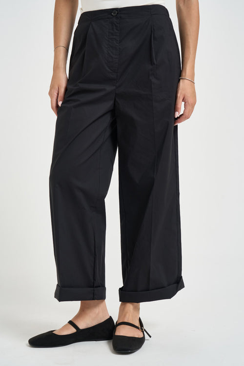 Pantalone donna con pinces nero