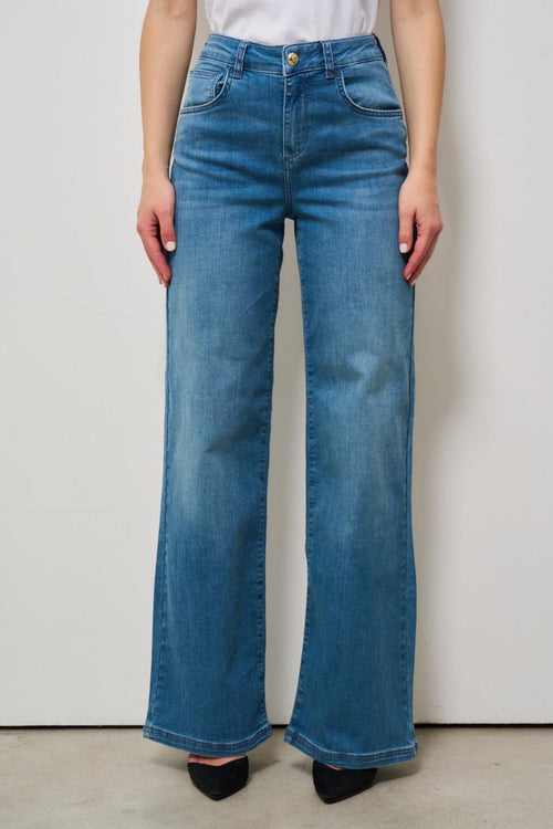 Jeans donna a palazzo in denim medio