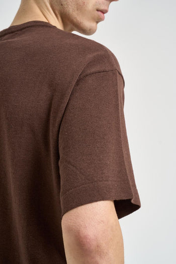 T-shirt uomo in maglia marrone - 4