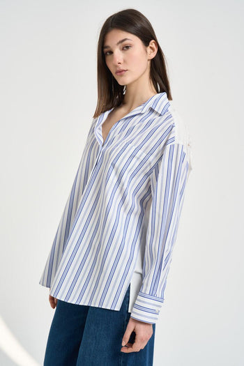 Camicia donna con inserto ricamato azzurra e bianca - 4