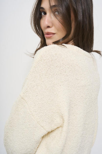 Women's cream cropped sweater - 4