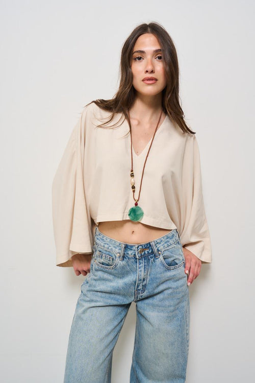 Top donna panna con collana
