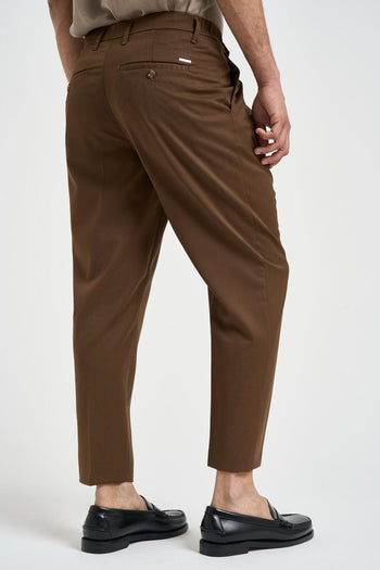 Pantalone uomo con pinces marrone - 3