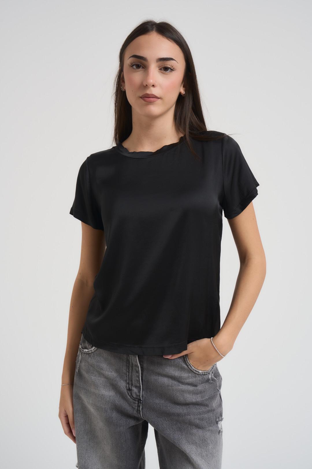 T-shirt donna girocollo satinata nera FA705B 97QNERO VITTO 