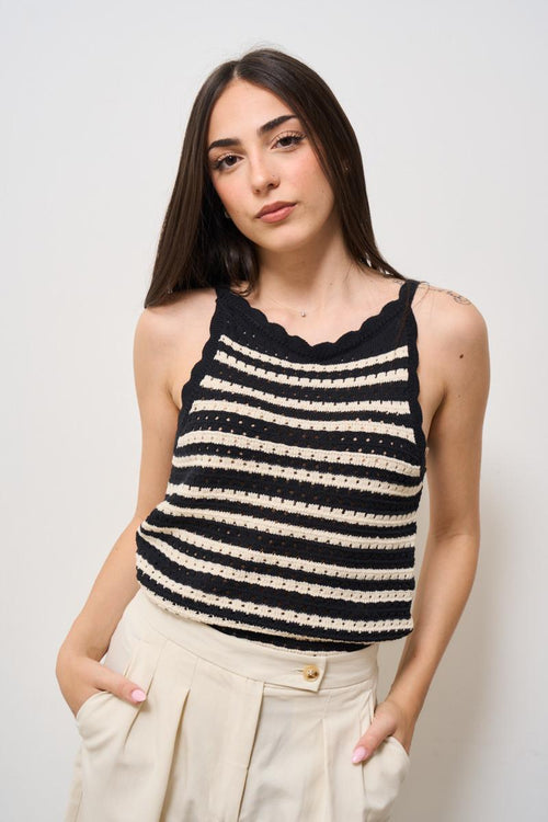 Top donna crochet a righe bianco e nero