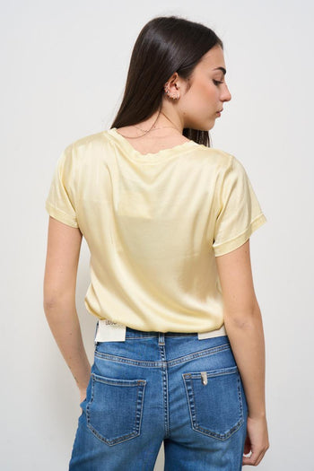 T-shirt donna girocollo satinata gialla - 3