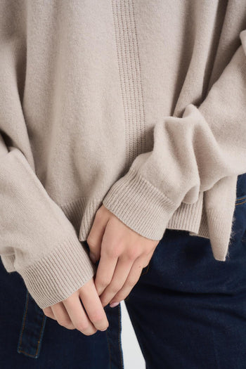 Maglia over donna scollo a barca beige - 3