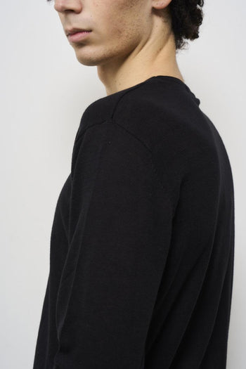 Men's black crew neck sweater - 6