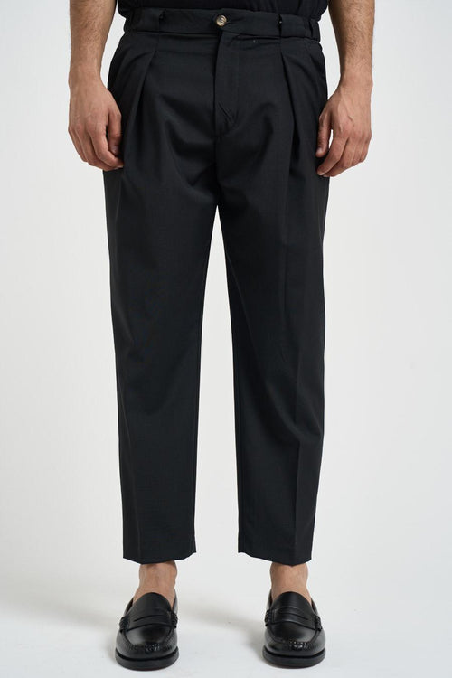 Pantalone uomo con pinces nero