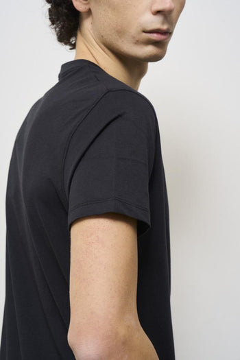 T-shirt uomo girocollo nera - 5