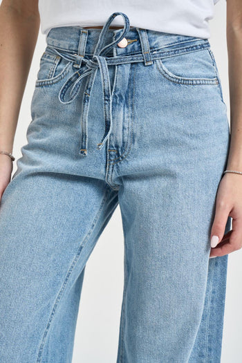 Jeans donna zampa in denim blu chiaro - 3