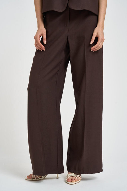 Pantalone donna a palazzo moro