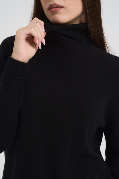 Maglia donna a collo alto nero - 2