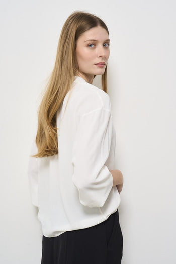White women's blouse in georgette - 4