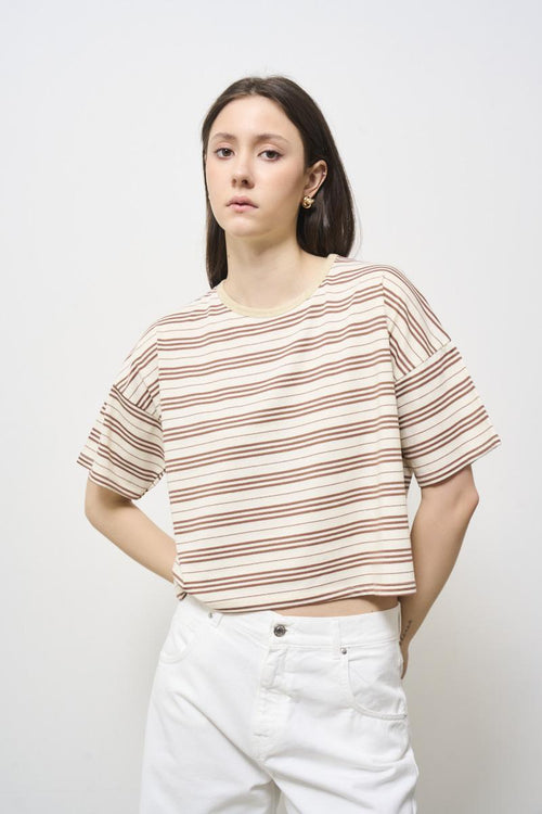 T-shirt donna a righe marrone