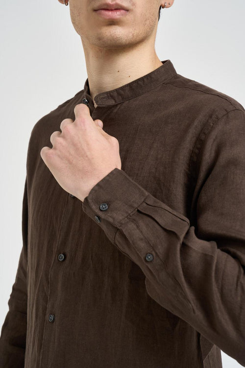 Camicia uomo in lino marrone - 2