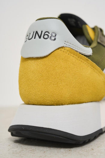 Green and yellow men's sneakers - 9