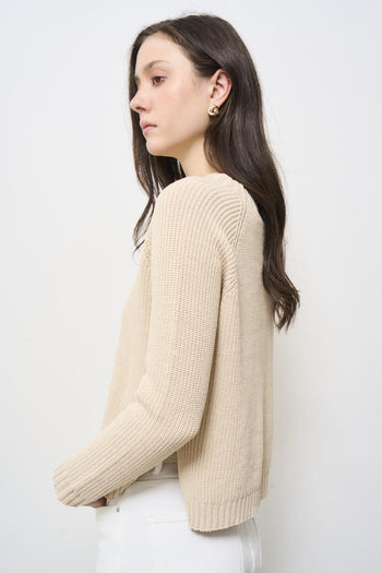 Cream women's sweater with side slits - 4