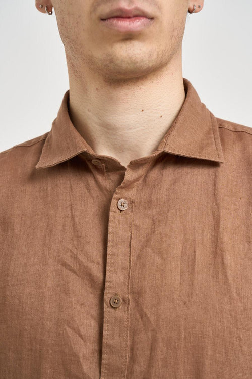 Camicia uomo in lino tabacco - 2