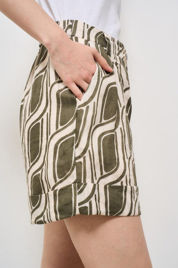 Shorts donna in fantasia verde - 4