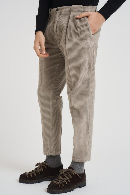 Pantalone uomo dritto in velluto panna
