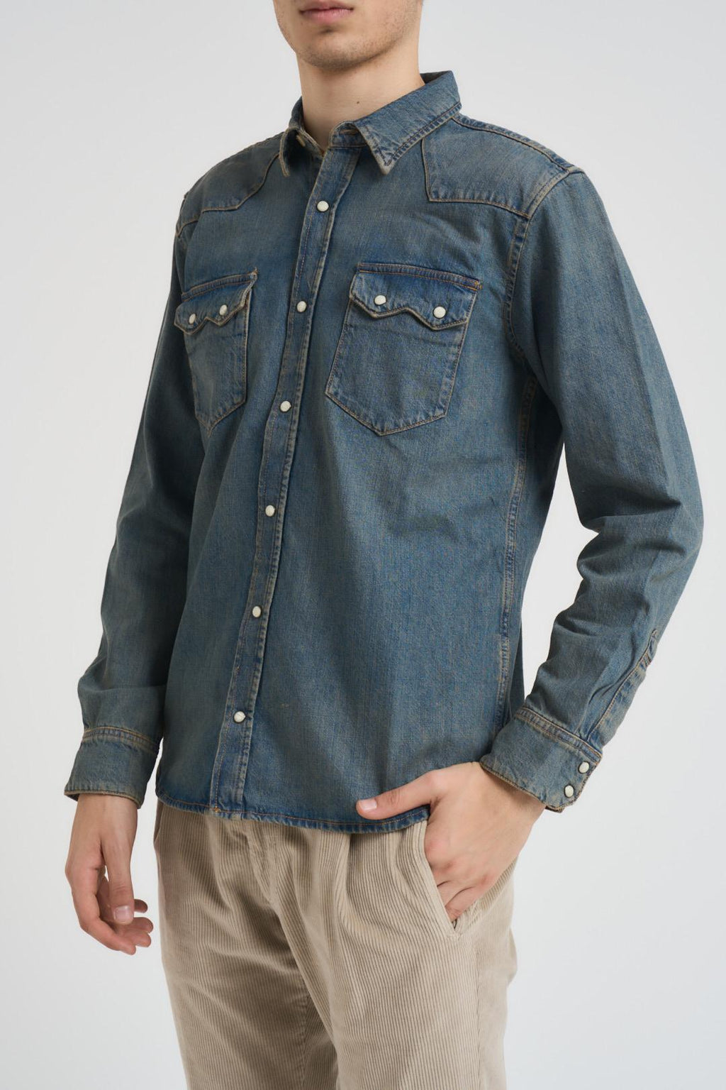 Camicia uomo in denim scuro 12283751 BLU DENIM JACK & JONES 