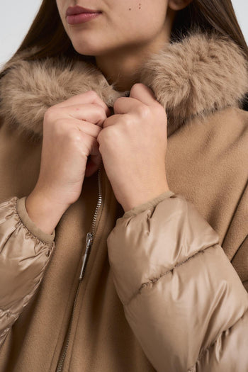 Piumino donna con cappa cammello - 3