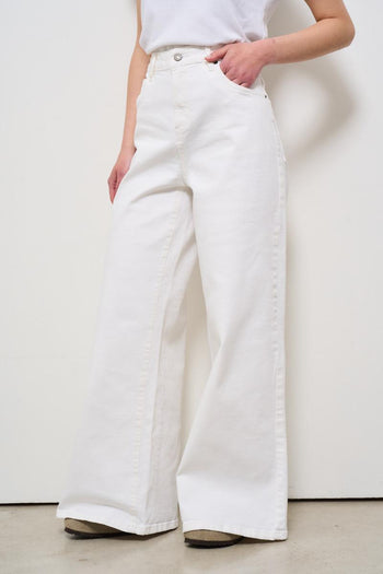 Jeans donna a palazzo in denim bianco - 4