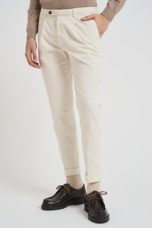 Pantalone uomo con pences panna