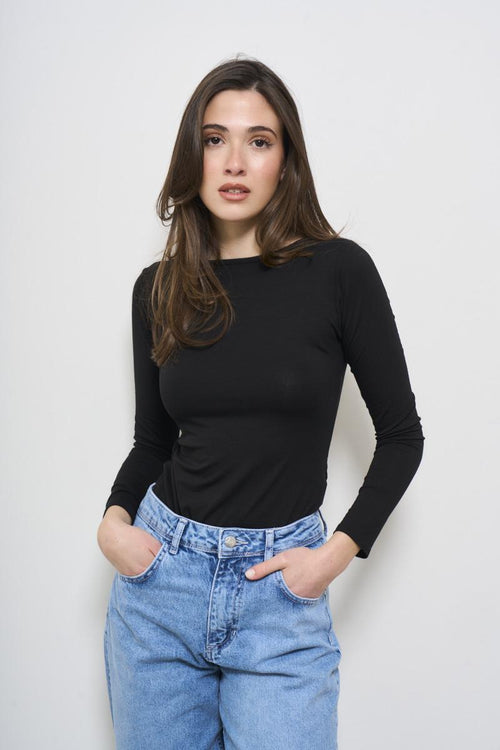 Black women's shirt with cut-out on the back