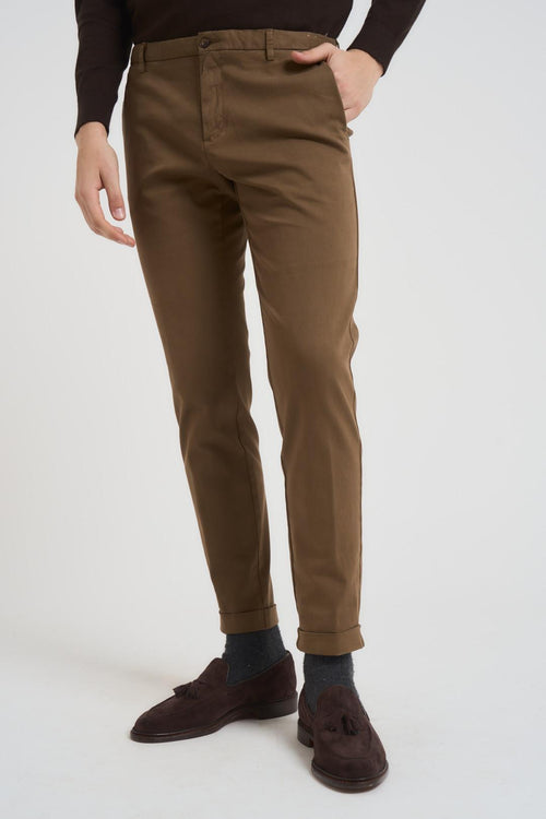 Pantalone uomo dritto tabacco