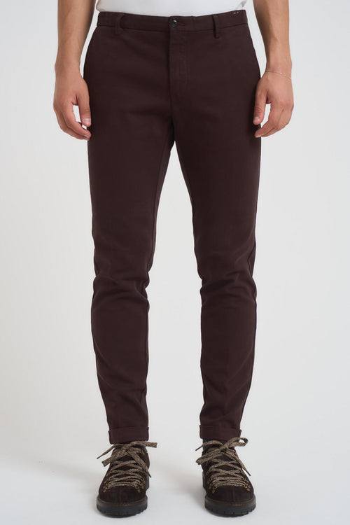 Pantalone uomo slim fit marrone