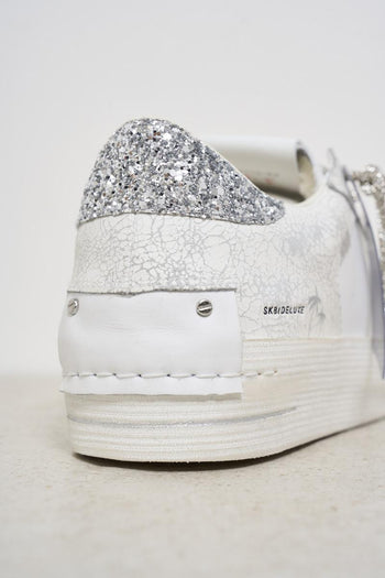 Women's leather sneakers with glitter details - 8